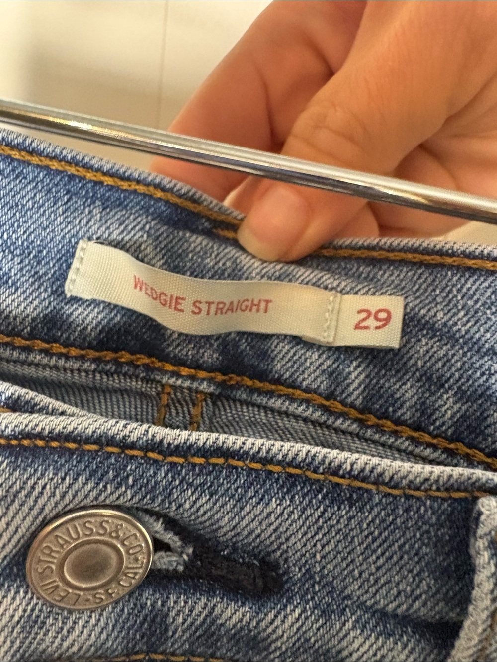 Levi’s wedgie straight button fly jeans size 29 - Picture 3 of 3